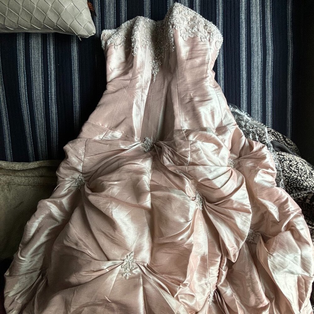 Allure Bridals light pink gown, Quinceañera dress, bridal, event